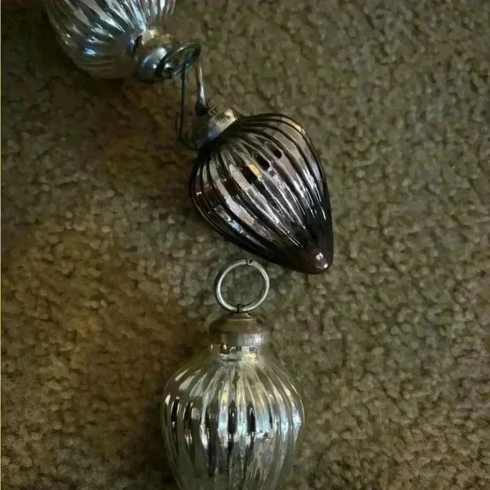 vintage teardrop christmas ornaments Lot Of 4 - Picture 5 of 7